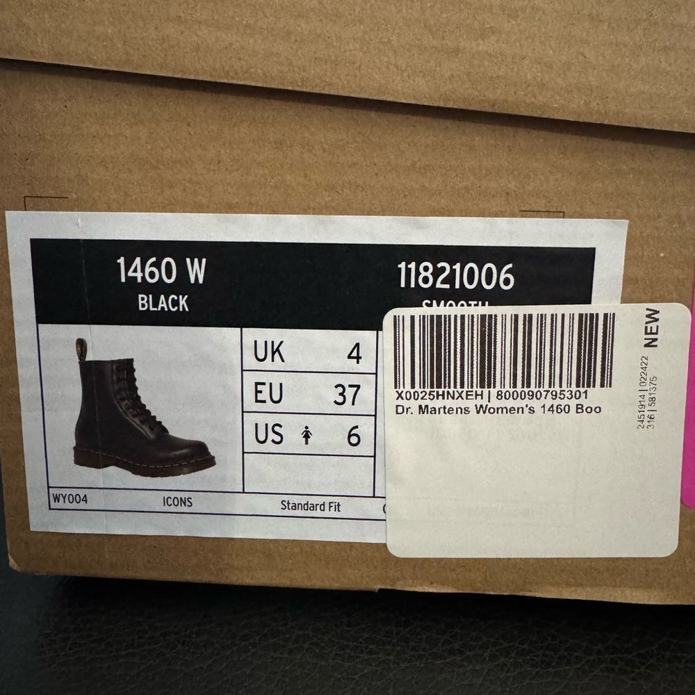 NWT Dr. Martens Women's 1460 Re-Invented 8 Eye Lace Up Boot US Sz 6 - Picture 6 of 7